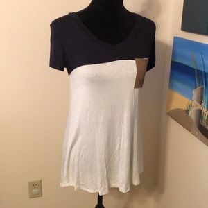 Navy & white ‘Vanilla Bay’ top